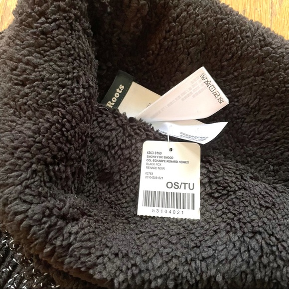 SALE NWT Cozy ROOTS Sherpa-lined snood scarf - Picture 3 of 3